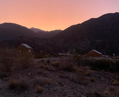 Salto Ski Chalet | Cabañas Piquillin Potrerillos Mendoza