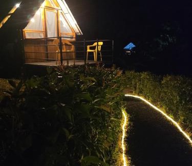 Moniquira Ski Chalet | Cabañas tipo glamping