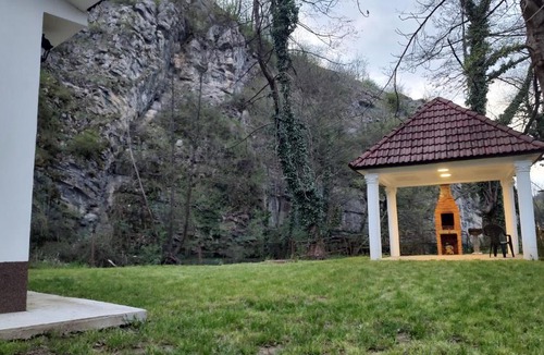 Suncuius House | Cabana 2 Râuri