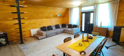 Valea Mare-Pravat Ski Chalet | Cabana A frame Nămăiești