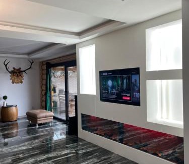 Borsa Villa | CABANA BELVEDERE