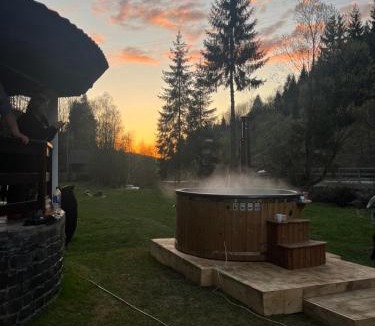 Borsa Cabin | Cabana Briana