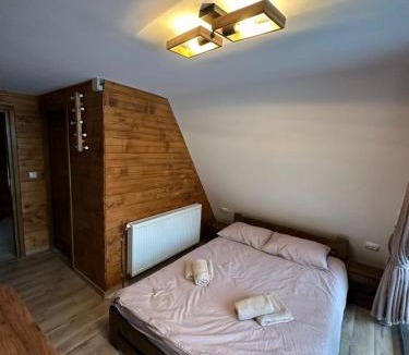 Baisoara Ski Chalet | Cabana Cerbului