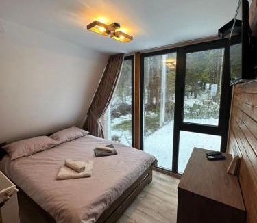 Baisoara Ski Chalet | Cabana Cerbului