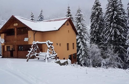 Rausor Cabin | Cabana Cory Râușor