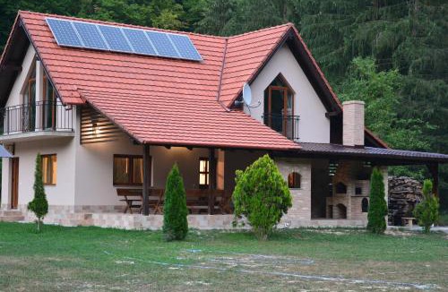 Finis House | cabana din padure