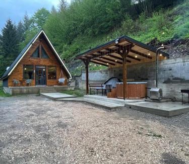 Damuc House | Cabana Doi Brazi A-FRAME