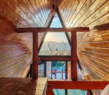 Curtea De Arges Ski Chalet | Cabana Ema