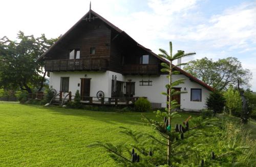 Bran Villa | Cabana Festung