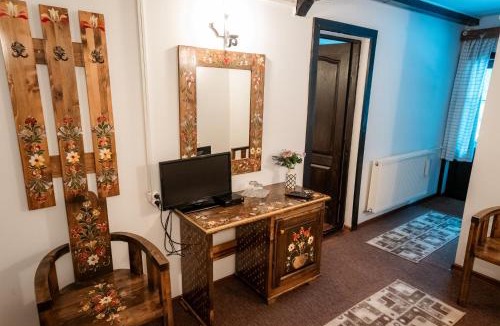 Lunca Jaristei Cabin | Cabana Hartagu