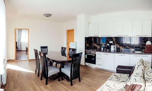 Repedea Ski Chalet | Cabana Hutulski Plai