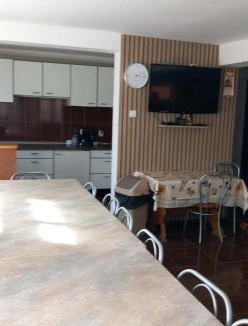 Marisel House | Cabana Lenuța, 8 bedrooms, Sleeps 19, HotTub
