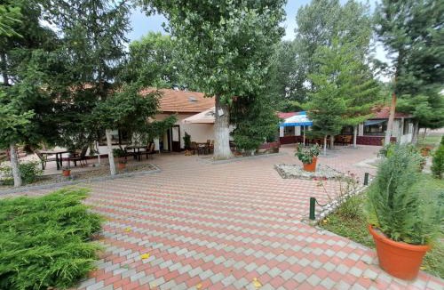 Arad House | Cabana Lir