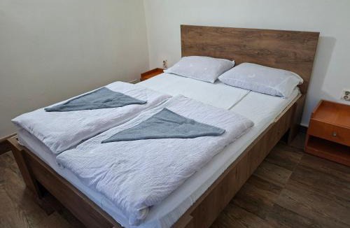 Arad Hotel | Cabana Lir