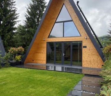 Capatineni-Ungureni Ski Chalet | Cabana Mircea cel Bătrân