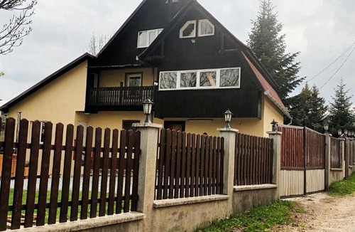 Muntele Baisorii Cabin | Cabana Muntelui