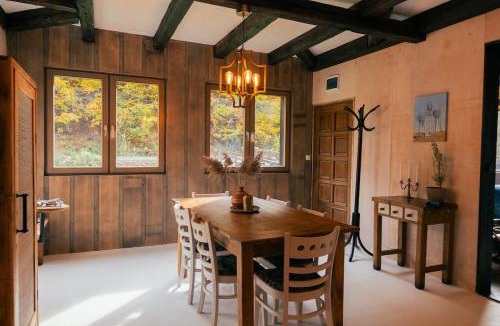 Valea Ierii House | Cabana Murmur -Riverside-