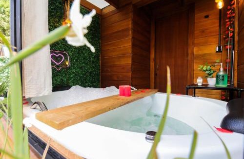 Campina do Siqueira Resort | Cabana romântica com hidro e conforto