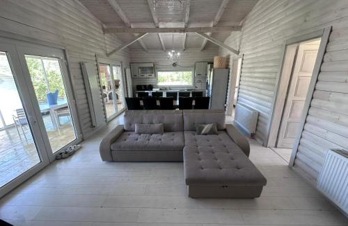 Livezile Villa | Cabana Zouk