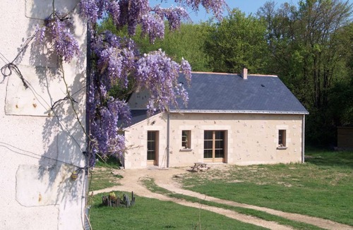 Gennes-Val-de-Loire Cabin | Cabane : île aux Canets, Thoureil, Maine & Loire