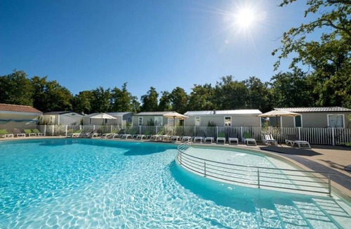 Royan Cabin | Cabane 4 étoiles - Piscine - ccbffdc