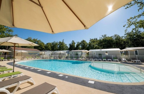 Royan Cabin | Cabane 4 étoiles - Piscine - ccbffdc