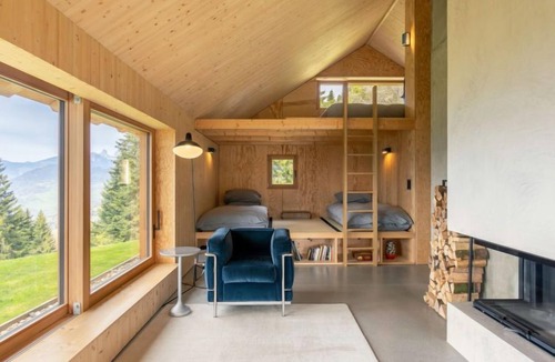 Les Posses-sur-Bex House | Cabane Béllerine by Interhome