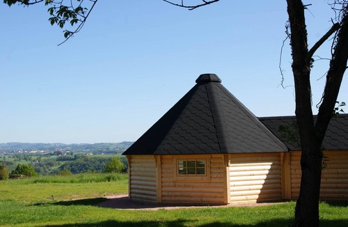 Pradines Ski Chalet | Cabane "Canada" with private Jacuzzi