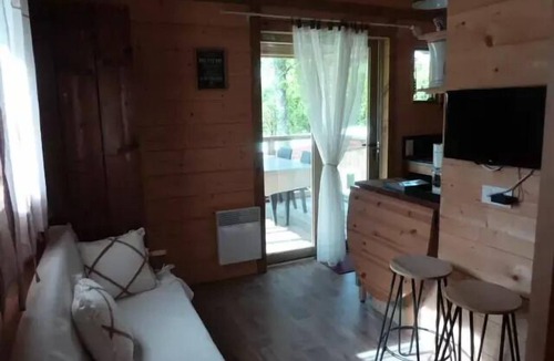Champagnole Cabin | Cabane Cocoon 2 bedrooms 4 persons