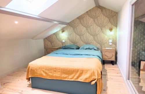 Saint-Affrique Apartment | cabane perche duplex st affrique