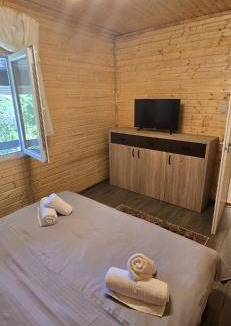 Dubova Cabin | Cabanele din padure