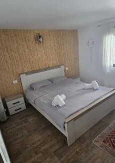 Dubova Cabin | Cabanele din padure