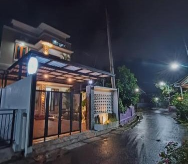 Kasihan Villa | CABI'N Homestay