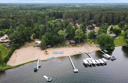Pine River Cabin | Cabin 16 at Heath's Resort