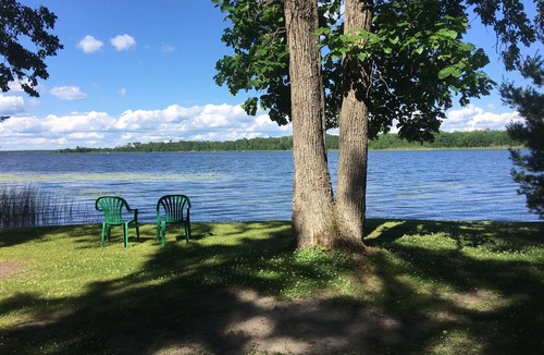 Deer River Cabin | CABIN #3 (Walleye) Beautiful log cabin situated on the lake!