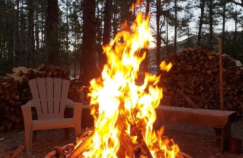 Payson Cabin | CABIN #4 - BEAR CLAW (JACUZZI & FIREPLACE)