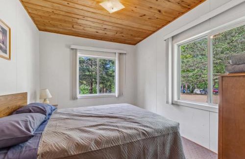 Park Rapids House | Cabin #7 Long Lake 2BR 1BA Timberlane Resort