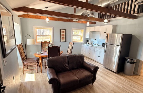 Lebanon Cabin | Cabin A, Unit 2 Charming Rustic Get Away
