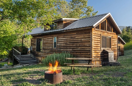 Goleta Cabin | Cabin | ADA + Firepit | No Hidden Fees