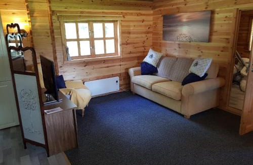 Leven Apartment | Cabin at Aithernie