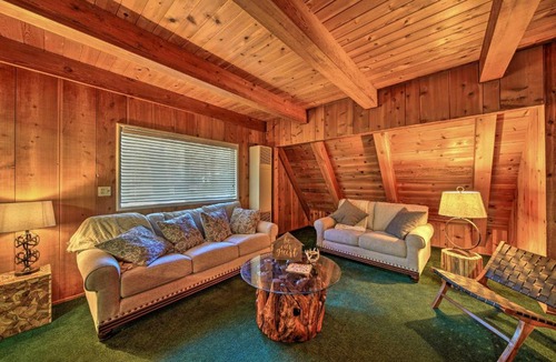 Trinity Center House | Cabin Hideaway < 1 Mi to Trinity Lake: Hike & Fish