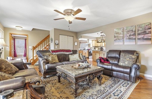 Carbon Hill Cottage | Cabin. Hocking county ,private , secluded. Family, Friends.