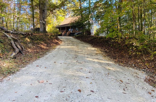 Carbon Hill Cottage | Cabin. Hocking county ,private , secluded. Family, Friends.