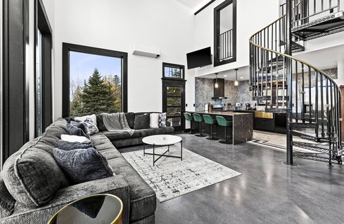 Two Harbors House | Cabin In Knife River, uniquely designed, secluded but near attractions.