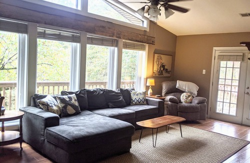 Jones Mills Cabin | Cabin in the Woods