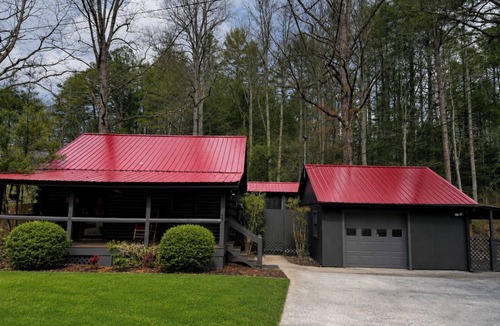 Cashes Valley Cabin | Cabin is located right on Creek, 2-bedroom cabin in charming Blue Ridge.