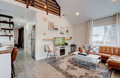Hough House | Cabin style home in the heart of Vancouver. Steps from public transportation!