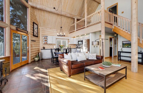 Conifer Mountain and Meadows House | Cabin the Clouds Incredible Views, Private Hot Tub. Pets Welcome