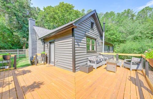 Carrollton House | Cabin w/Fire Pit - 7 Mi to Downtown Carrollton!