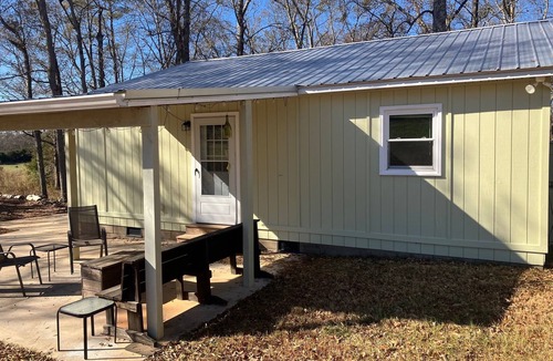 Honea Path House | Cabin with Saluda River access